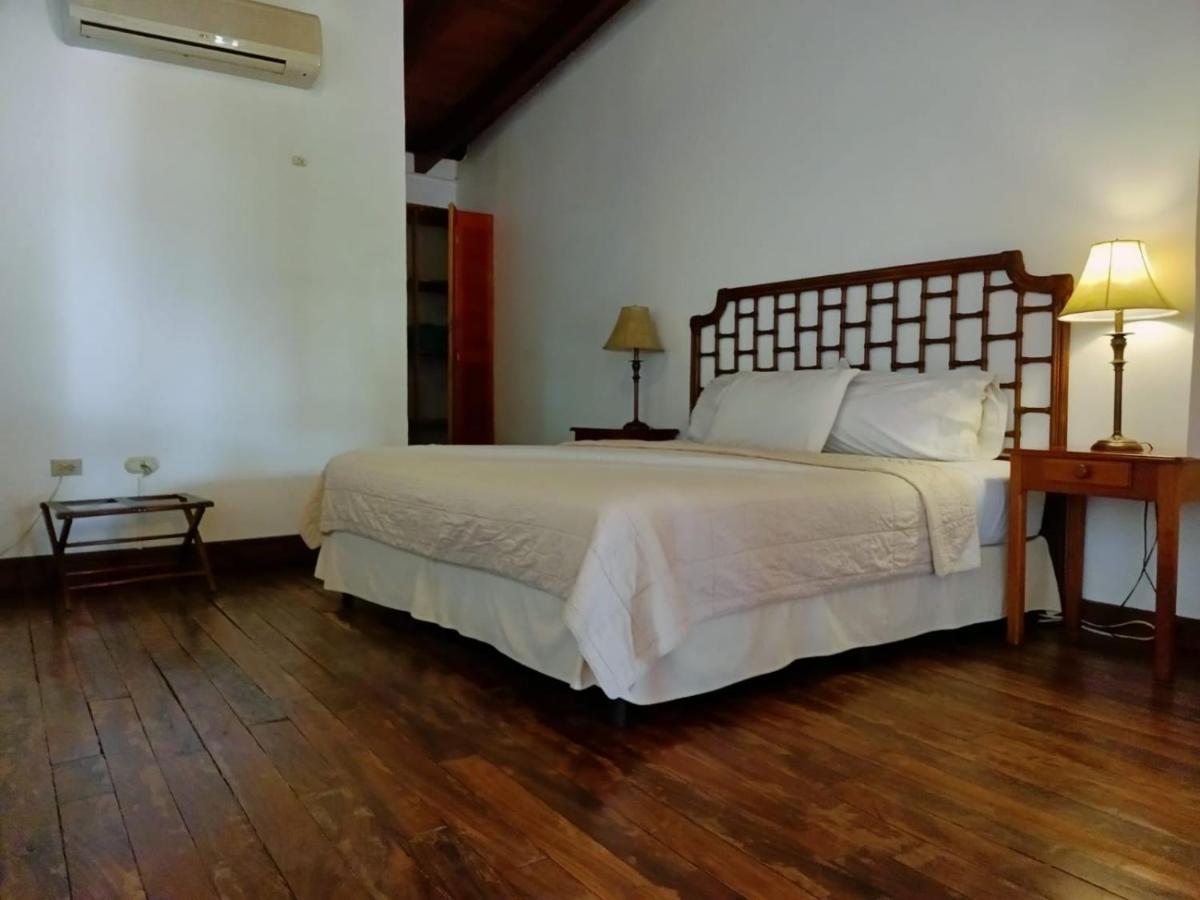 Hotel Don Udos Bed & Breakfast Copán المظهر الخارجي الصورة