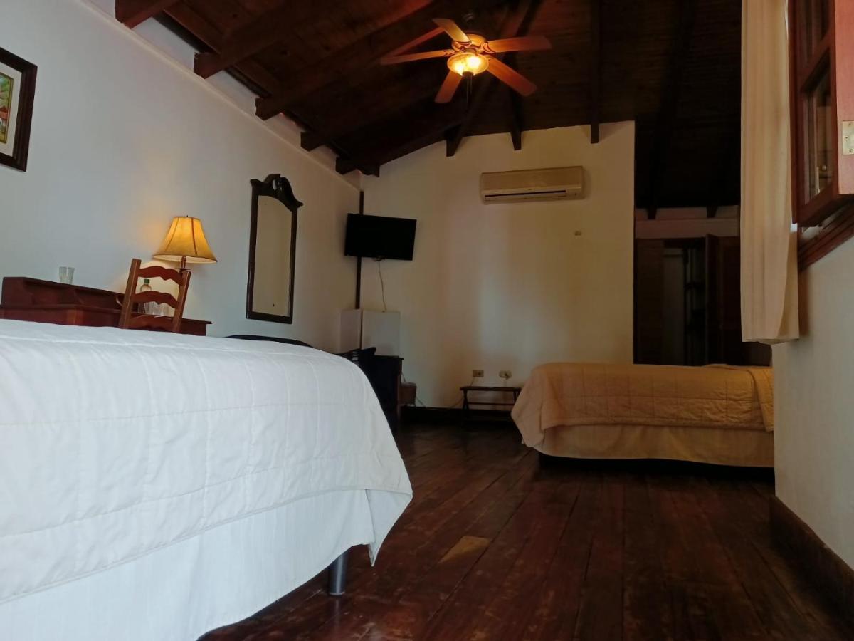 Hotel Don Udos Bed & Breakfast Copán المظهر الخارجي الصورة