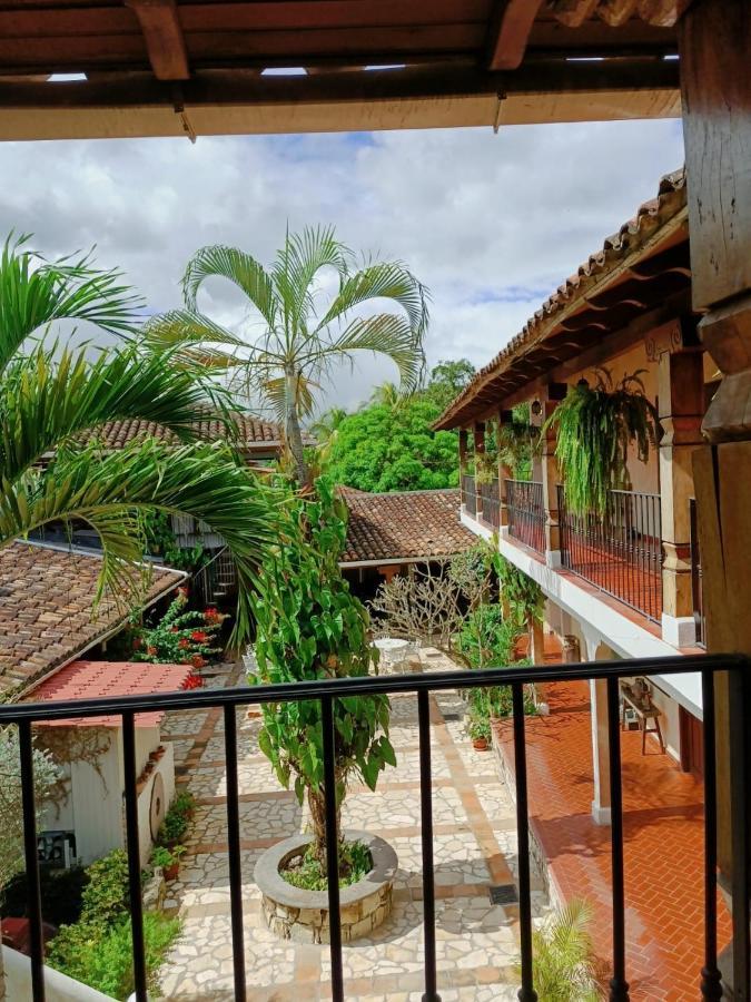 Hotel Don Udos Bed & Breakfast Copán المظهر الخارجي الصورة